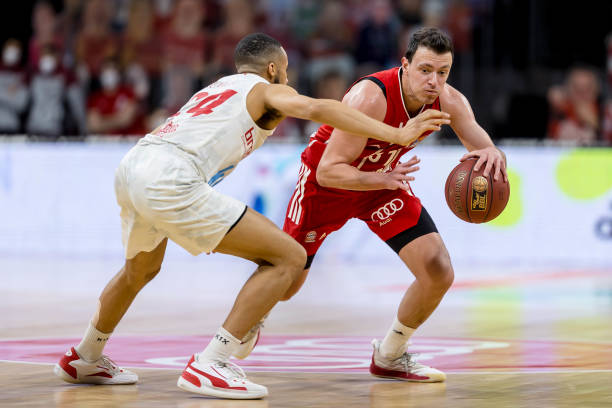 战术调整 战术调整