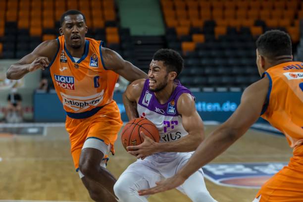 在国际足坛 在国际足坛